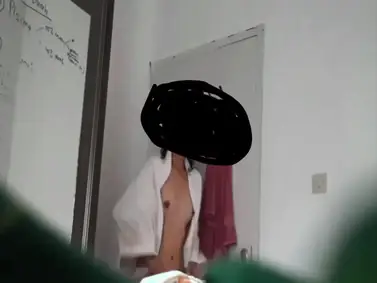 Mantan Pacar Ganti Baju Rekaman Amatir Sensor Wajah